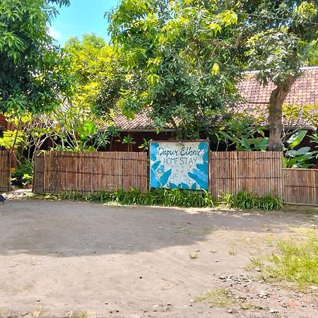 Dapur Ethnic Homestay บันตุล ภายนอก รูปภาพ