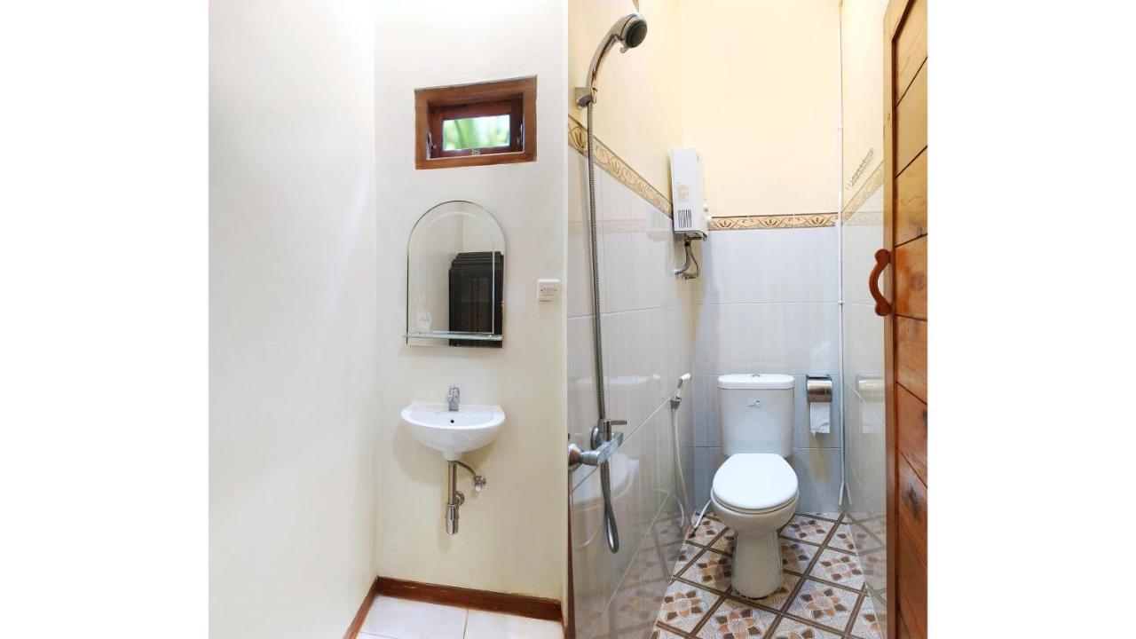 Dapur Ethnic Homestay บันตุล ภายนอก รูปภาพ